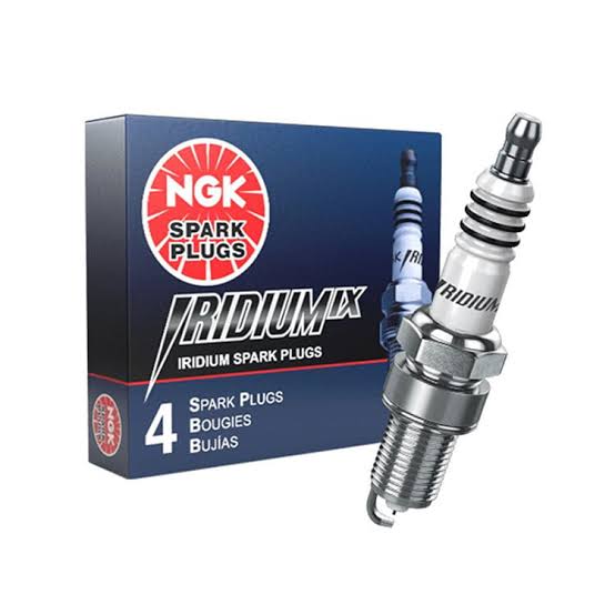 Bujía NGK Iridium de NGK